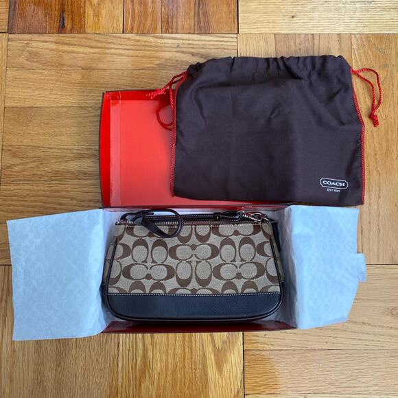 Vintage Coach Mini Signature Demi Bag - Picture 3 of 5